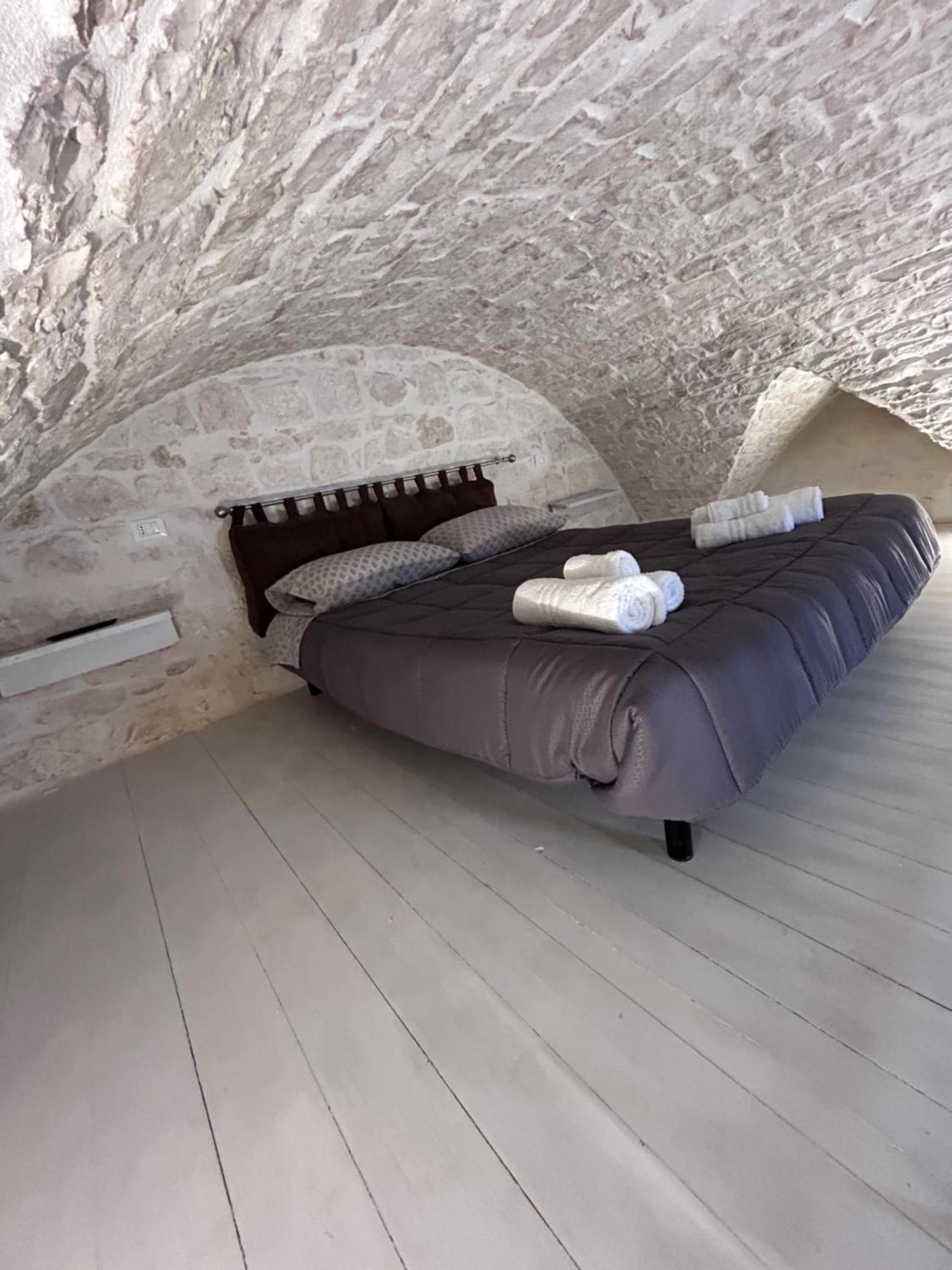 La 13 Guest House Ostuni Eksteriør bilde