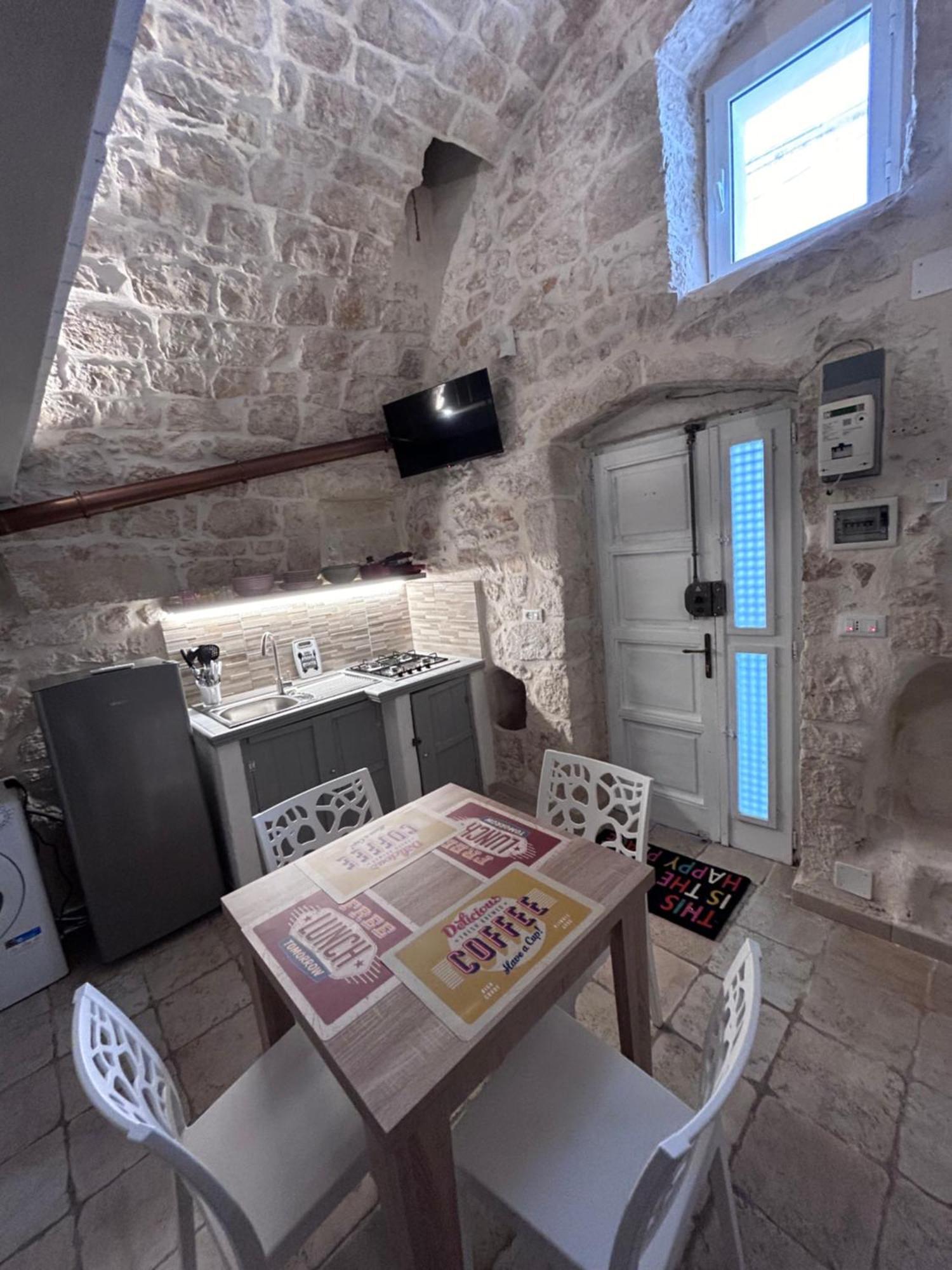 La 13 Guest House Ostuni Eksteriør bilde